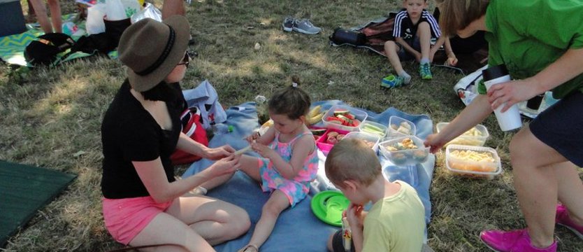 Aktywne gryfinianki zaprosiły na „Śniadanie na trawie”