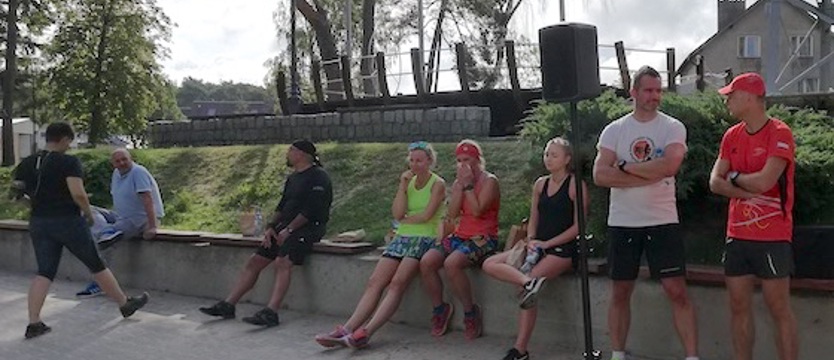 Odważna dwunastka biegała na plaży