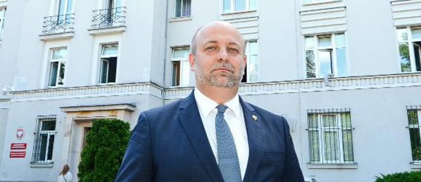 Dymisja „w poczuciu odpowiedzialności za reformę sądownictwa”