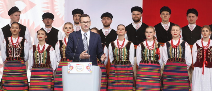 Premier: 1000 zł dopłaty do hektara, jeśli straty od suszy przekraczają 70 proc.