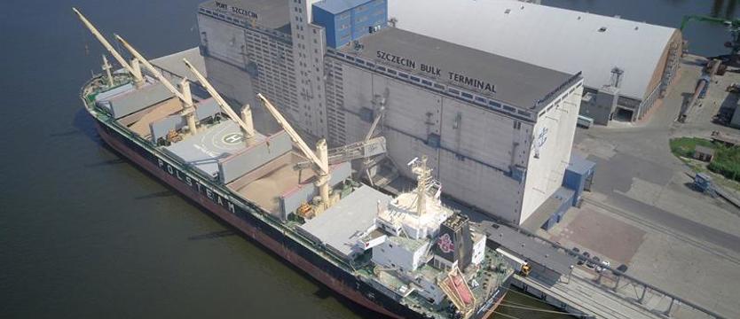 Przeładunki w portach po siedmiu miesiącach