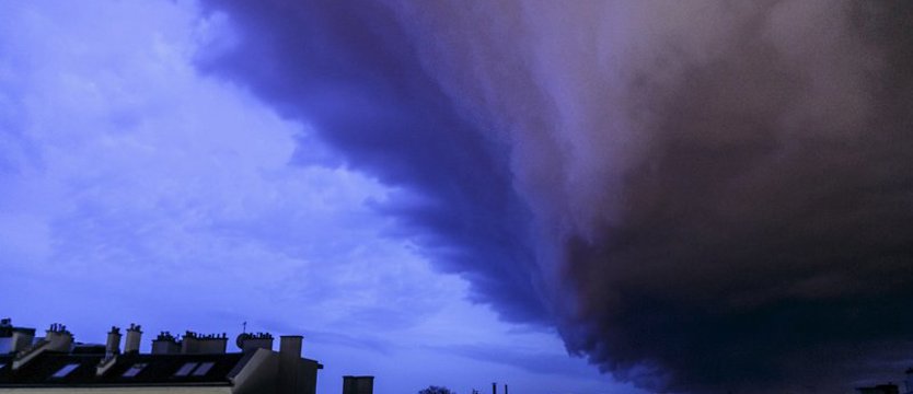W niedzielę możliwe burze z gradem w całym regionie