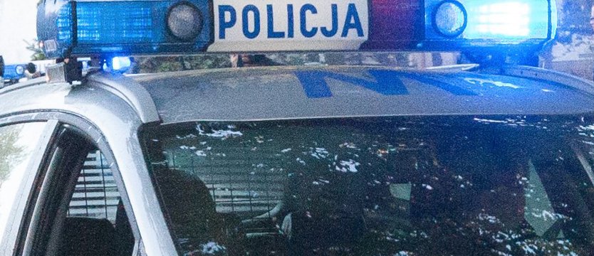 Okradli starszą kobietę. Zostali złapani po pościgu