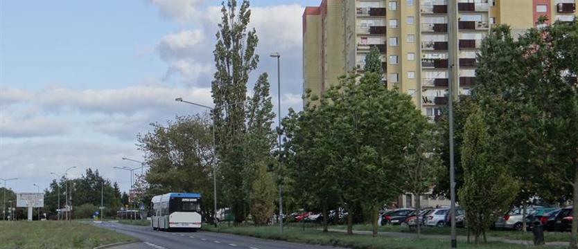 Umowy na Szafera wciąż nie ma