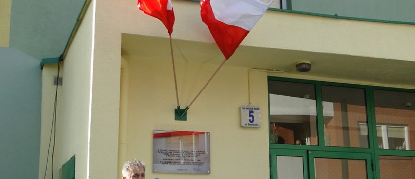 Tablica w Gryfinie w 40. rocznicę WZZ Pomorza Zachodniego