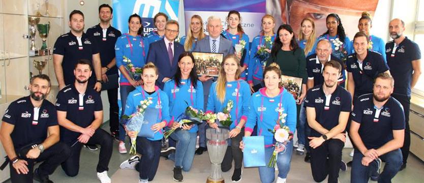 Siatkarki z Superpucharem Polski