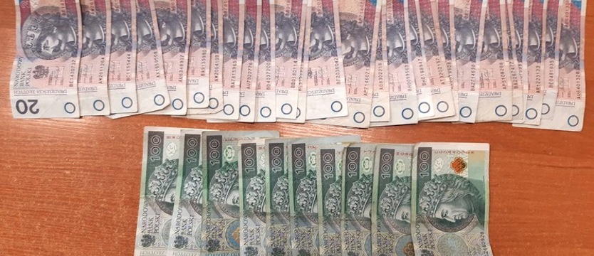 Oszustwo na banknotach. Warte... 12 lat więzienia