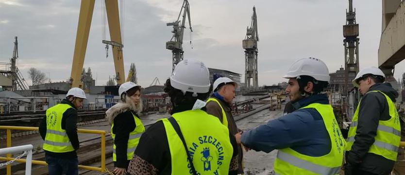 Stoczniowe zajęcia studentów