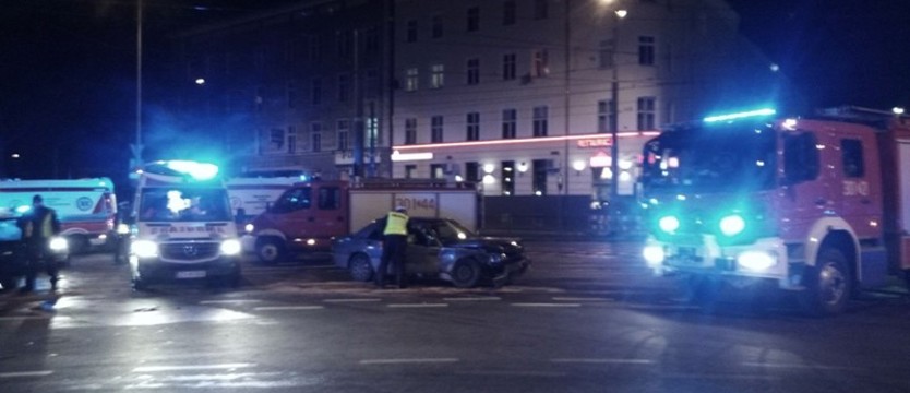 Zderzyły się dwa samochody osobowe