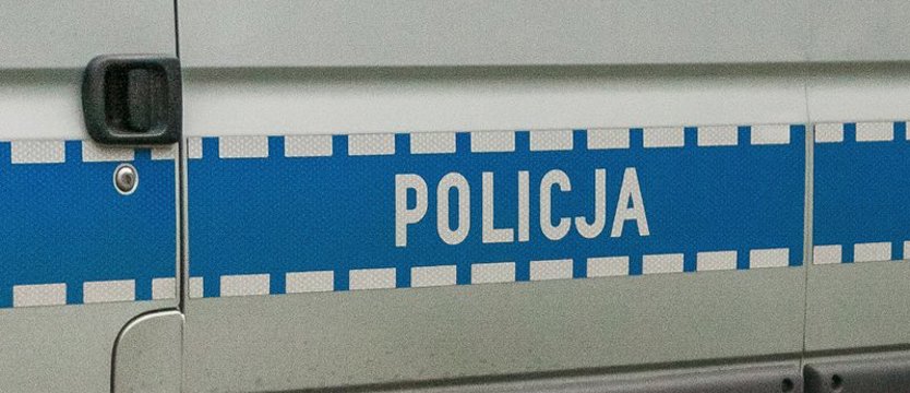 Wyłudził pożyczkę na podrobiony dowód. Poszukuje go policja