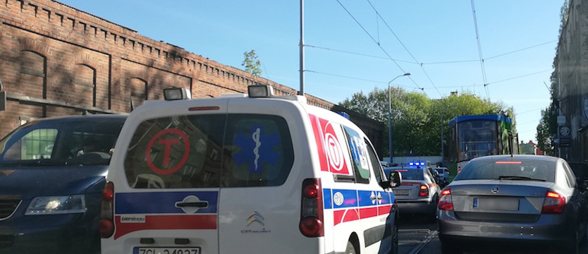 Korytarz życia obowiązkowy od piątku.  Szanse przeżycia większe do 40 proc. [SONDA]