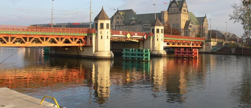 O krok od tragedii. Kobieta topiła się w Odrze
