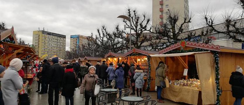 Szczeciński Jarmark Bożonarodzeniowy. Na półmetku