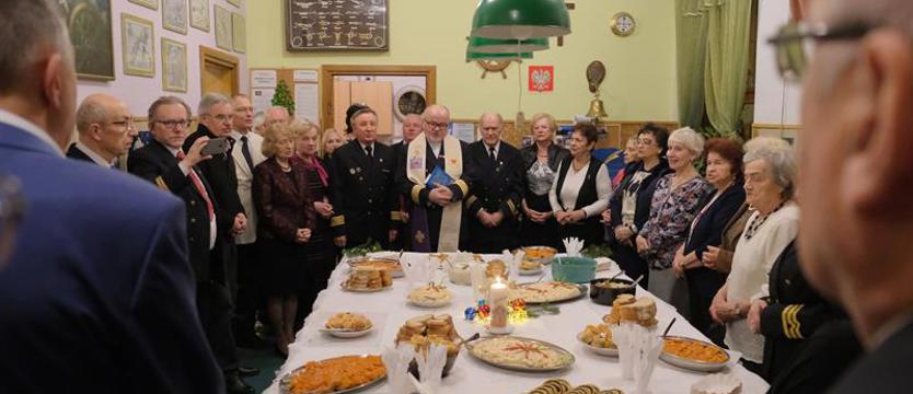 Ludzie morza dzielili się opłatkiem