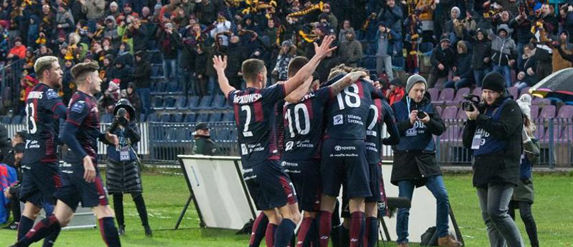 Piłka nożna. Liga cudzoziemska