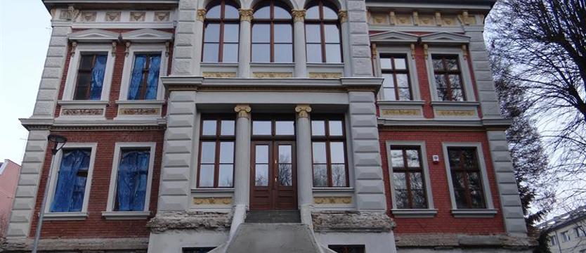 Zabytek podniesiony z ruin. Willa jak nowa