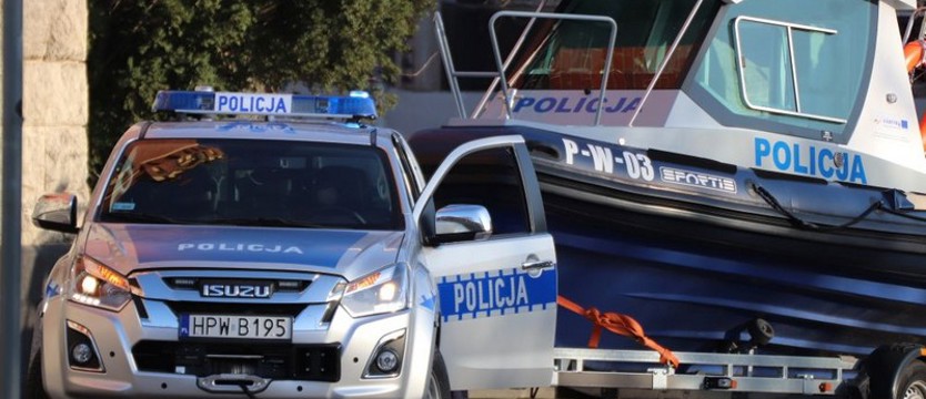 Patrolowa łódź i radiowozy dla zachodniopomorskiej policji