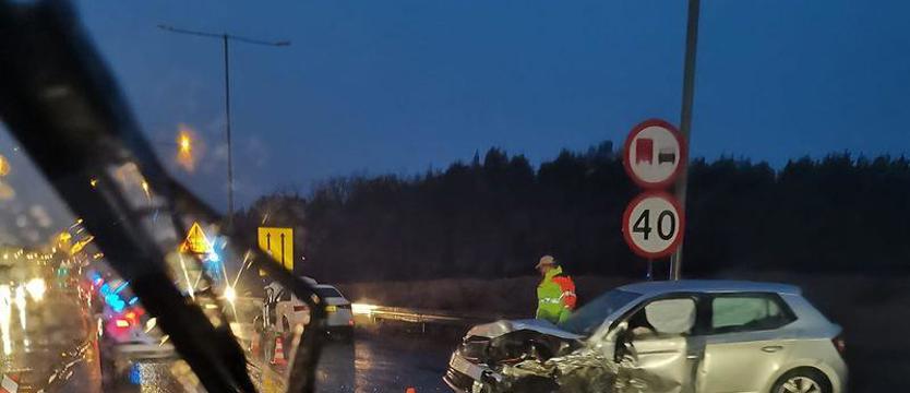 Zderzenie samochodów na Węźle Kijewo