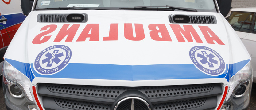 Poparzenia i urazy po wybuchu petard. Pogotowie nie próżnowało