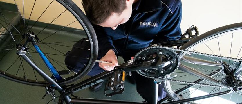 Chciał sprzedać policjantom kradziony rower