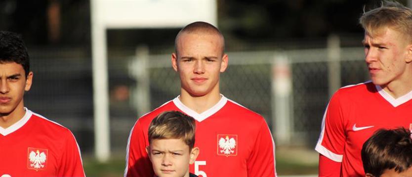 Piłka nożna. Powołania młodych portowców