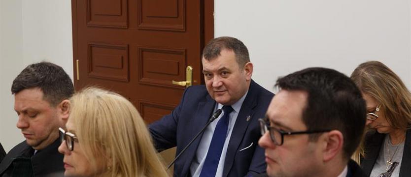 Gawłowski broni się i wyjaśnia