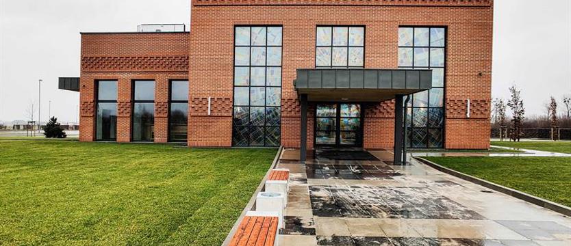 Nowy dom pożegnań na Cmentarzu Zachodnim w Szczecinie