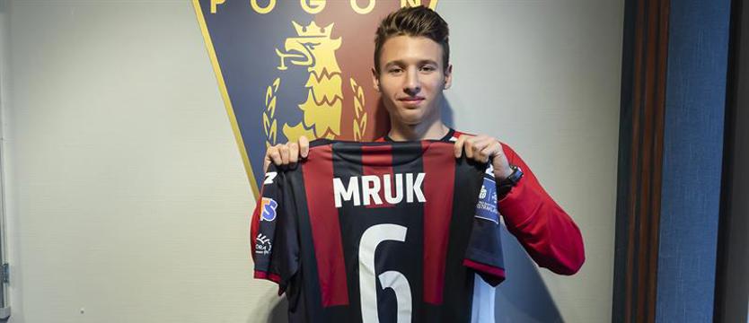 Piłka nożna. Mruk po naukę
