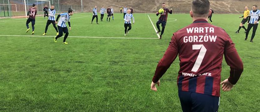 Piłka nożna. Wygrana Świtu i transfer bramkarza