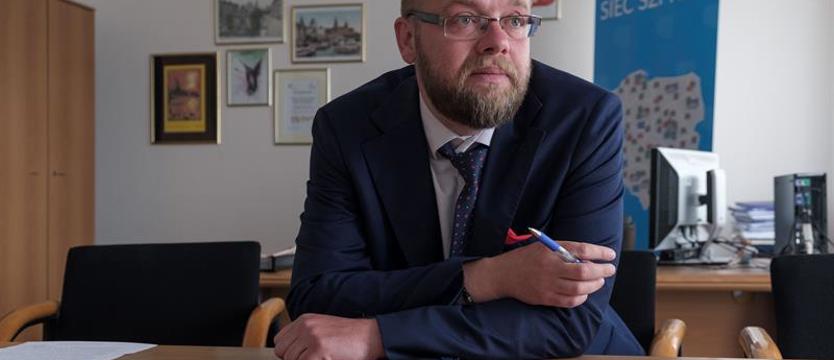 Dyrektorzy NFZ niewinni