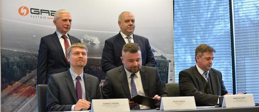 Pierwsza umowa na rozbudowę terminalu LNG