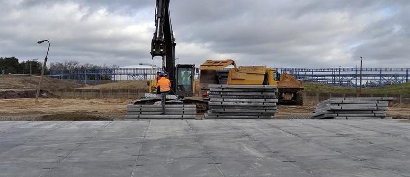 Budowa tunelu pod Świną zgodnie z planem