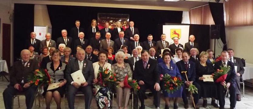 Małżeńskie jubileusze w Łobzie. Serdeczne wzruszenia
