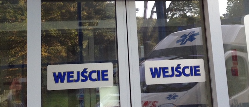 Próbki trzynastolatka i dwóch dorosłych osób czyste