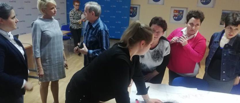 Atrakcyjne działki o statusie pastwiska. Strach kupować nieruchomości