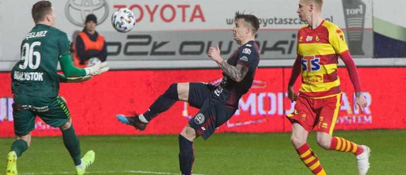Piłka nożna. Ekstraklasa kontynuuje rozgrywki