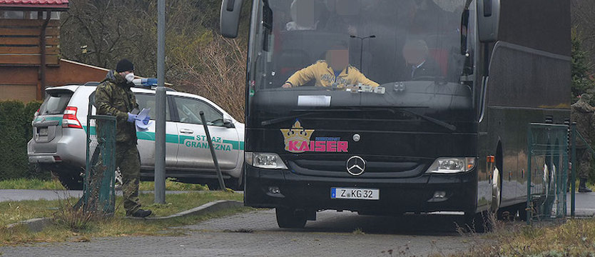 Nie wpuścili autokaru, bo pasażerowie mieli gorączkę