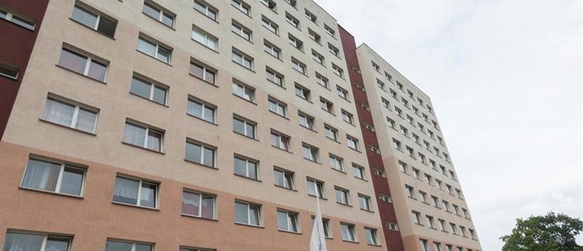 Koronawirus. Studenci muszą opuścić akademiki