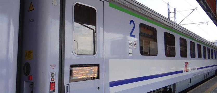 Z braku podróżnych i pracowników. Intercity odwołuje pociągi