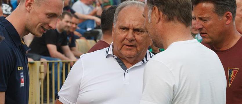Piłka nożna. Futbol zatrzymał się