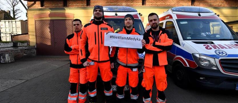 Ratownicy medyczni apelują: Nie kłam medyka!