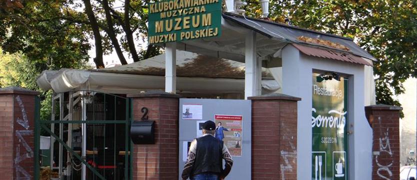Sorrento rusza z pomocą. Sto obiadów dziennie dla seniorów!