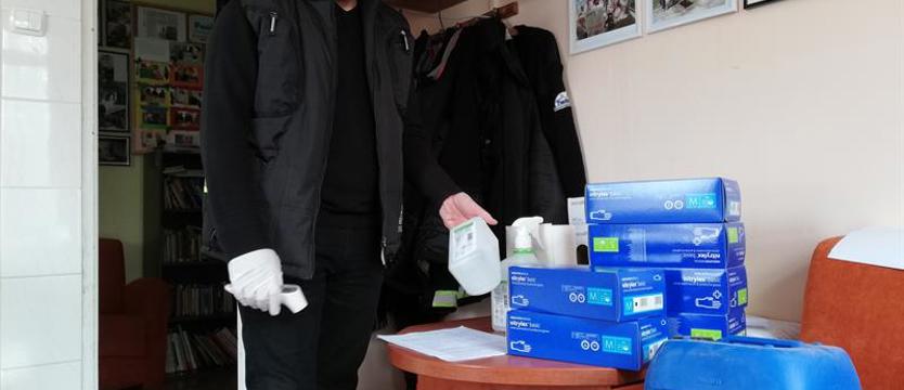 Schronisko dla bezdomnych prosi o pomoc – brakuje płynów i maseczek