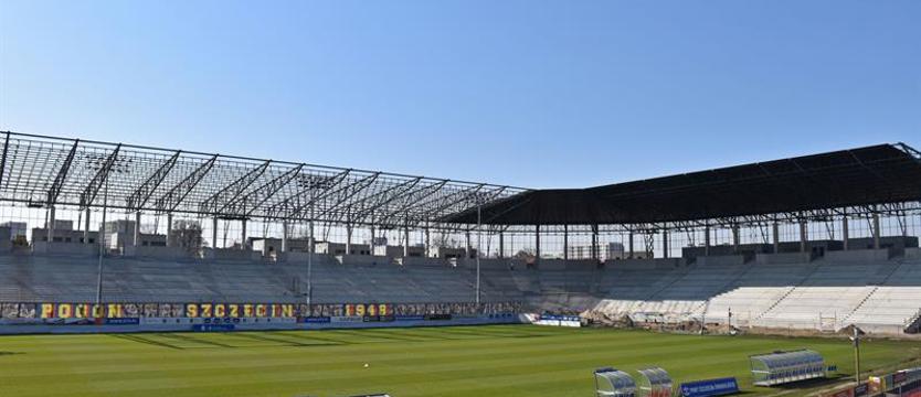 Piłka nożna. Koronawirus i budowa stadionu [GALERIA]