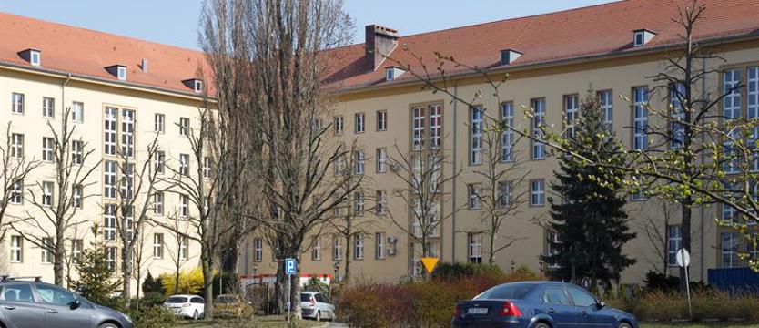 Nie bądź chytrusem – walcz w ZUT z wirusem!