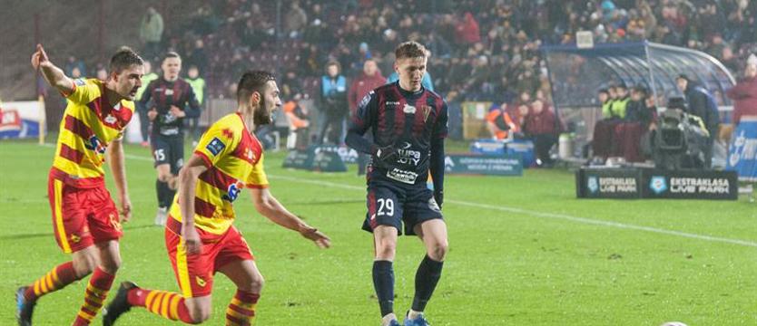 Piłka nożna. Koronawirus obnażył futbolowy biznes