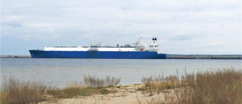 Terminal LNG działa zgodnie z planem. „Oak Spirit” rozładowany