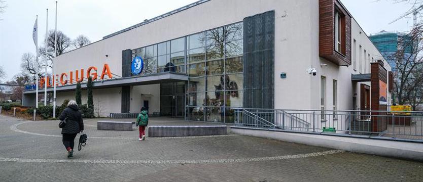 Nad i pod podłogą