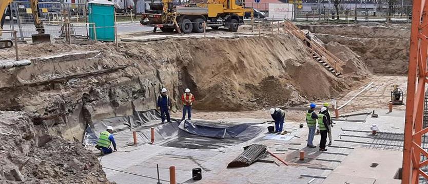 Fundamenty pod basen przy Szkole Podstawowej nr 51 w Szczecinie