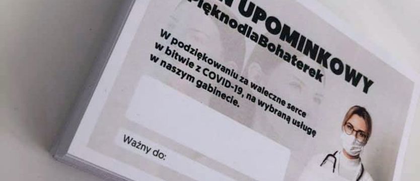 Akcja kosmetyczek – bony upominkowe dla bohaterek ze służby zdrowia